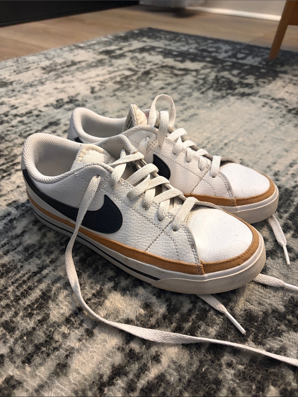 Nike White & Black Low-Top Sneakers with Tan Accent